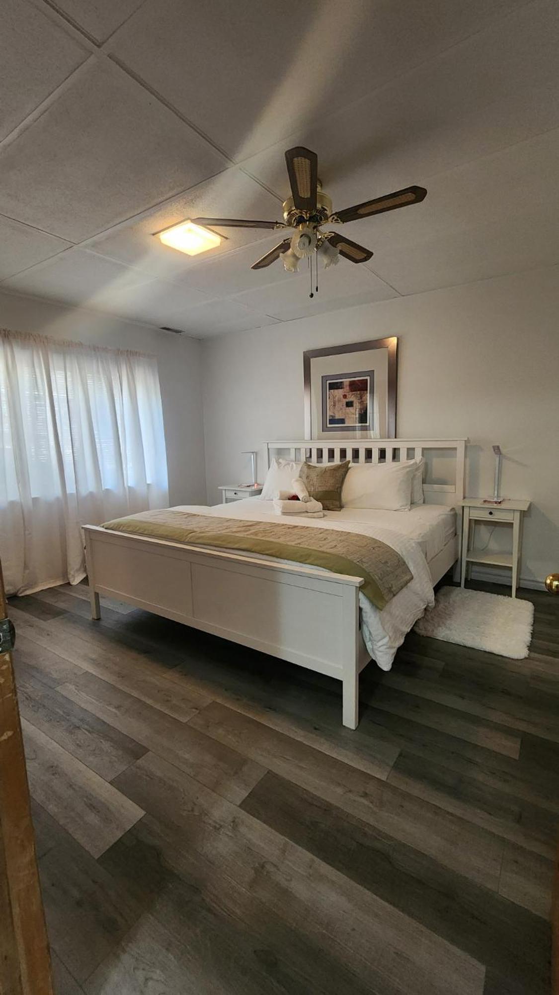 Cozy Cottage Retreat Lambton Shores Eksteriør bilde